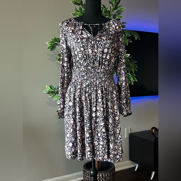 J Crew long sleeve ruffle V-neck mini dress in floral fields smocked waist - Picture 2 of 11